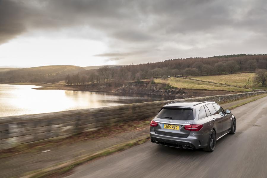  Mercedes-AMG C63 S Estate (S205) 2018 года  (UK) (фото 35 из 36)